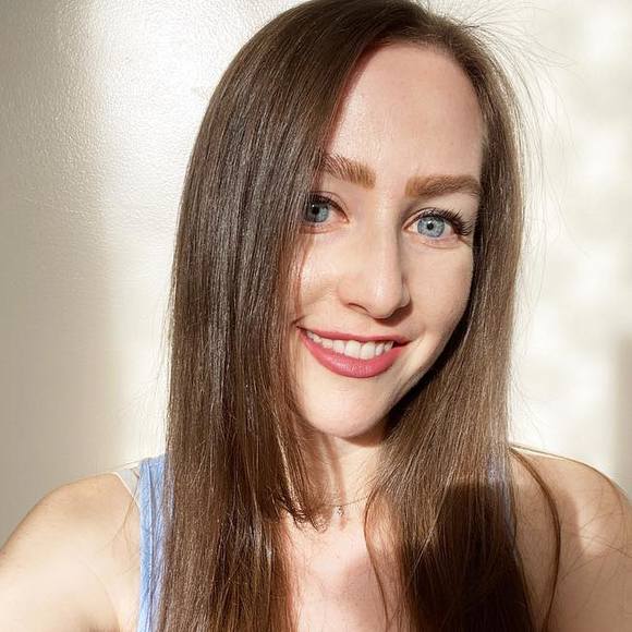 Meet your Posher, Arianna - Picture 1 of 1